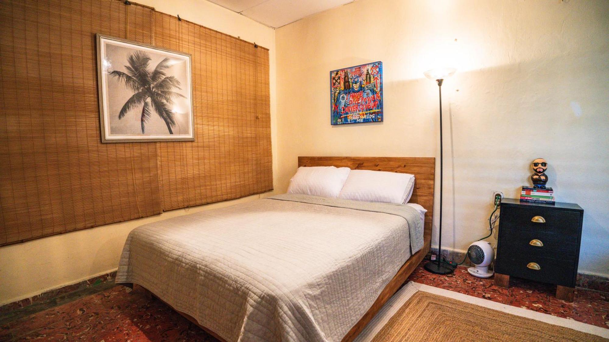 The Whale Lounge - Berlin Bed & Breakfast Luaran gambar